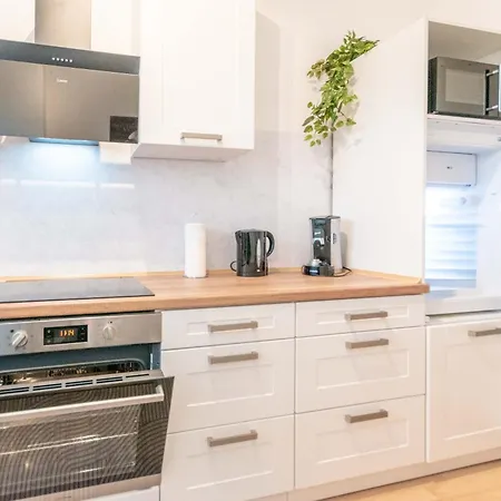 Apartment Monteurhome24 - Neue, Moderne In *